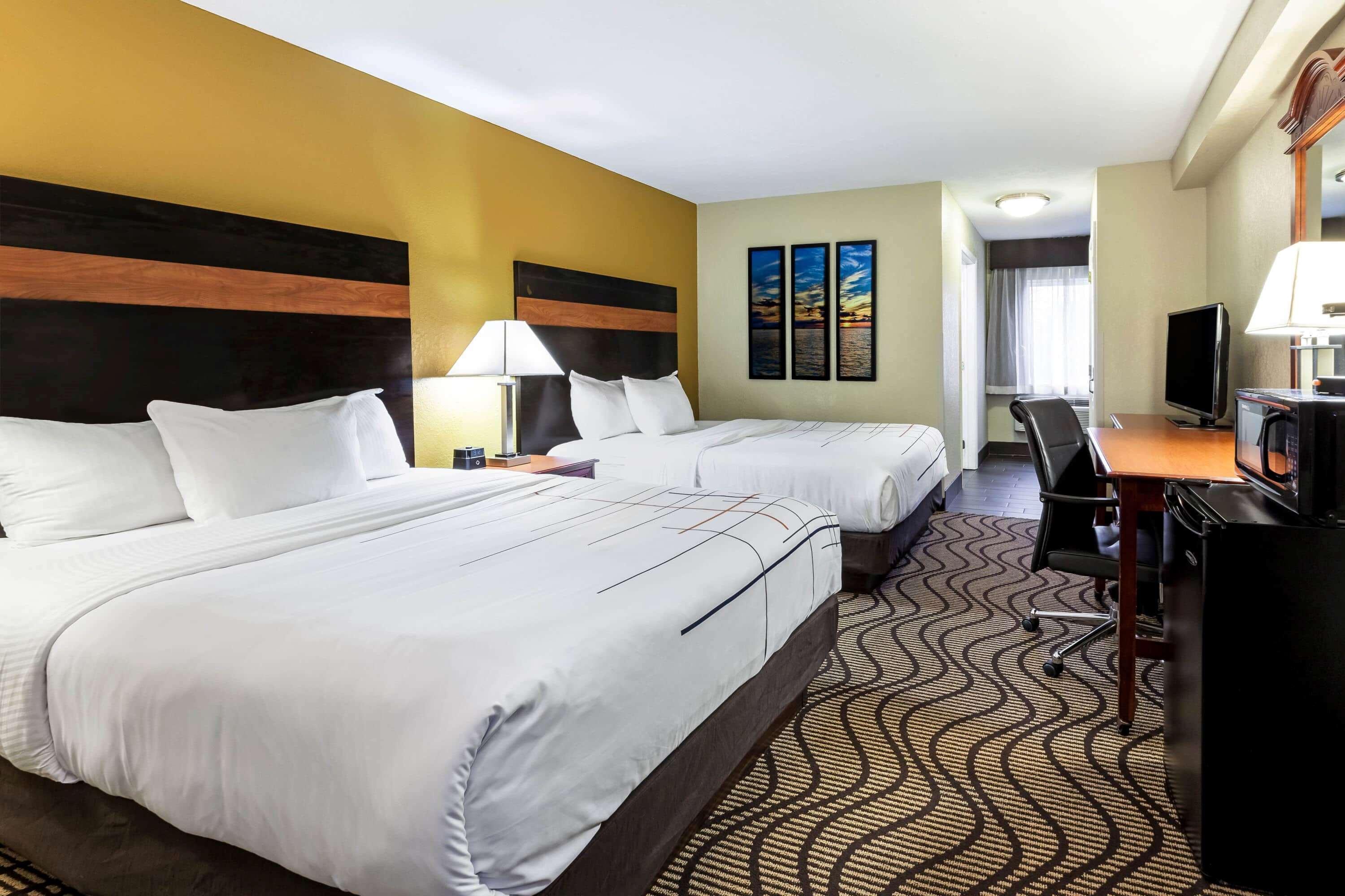 La Quinta Inn By Wyndham Sandusky Near Cedar Point Extérieur photo