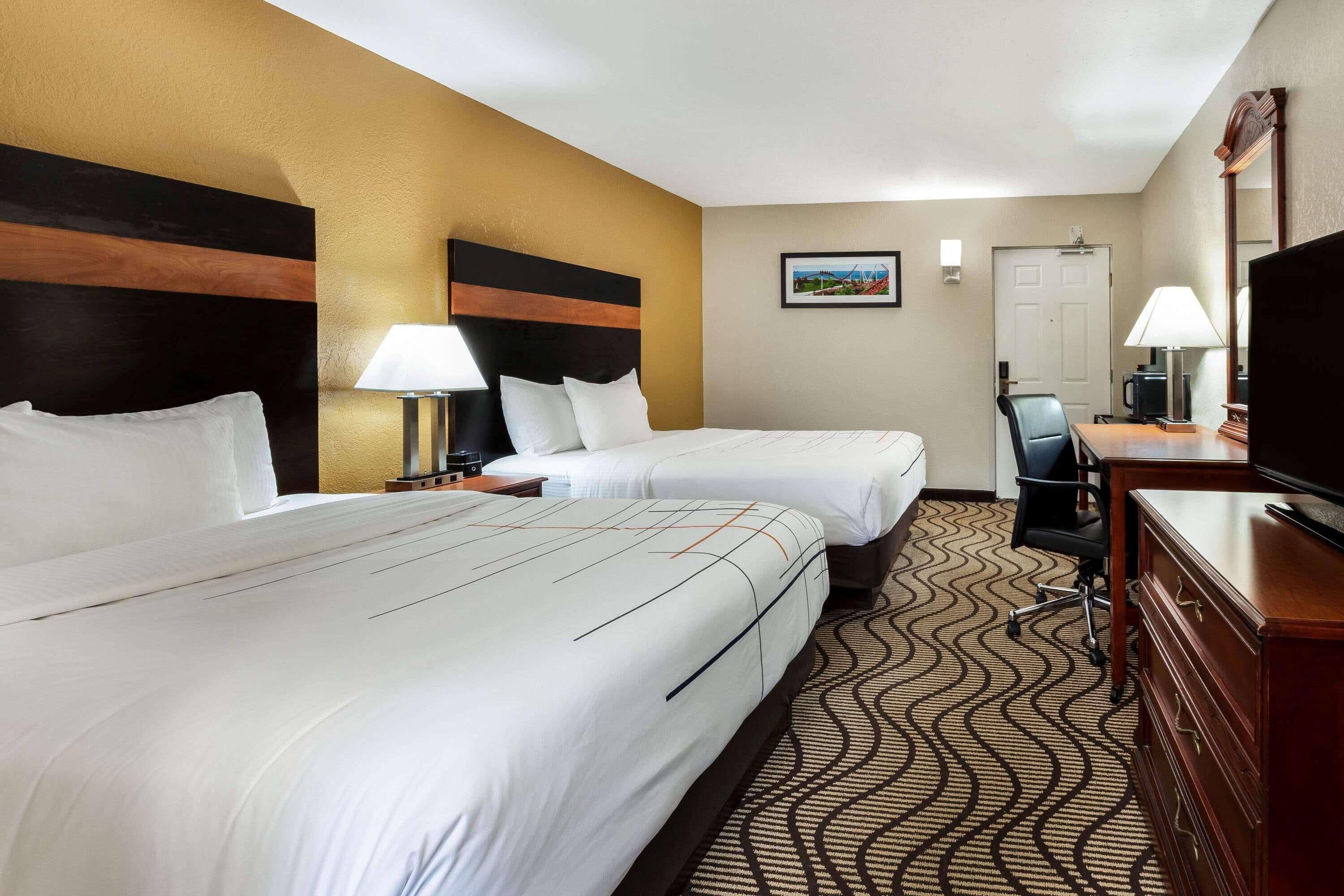 La Quinta Inn By Wyndham Sandusky Near Cedar Point Extérieur photo