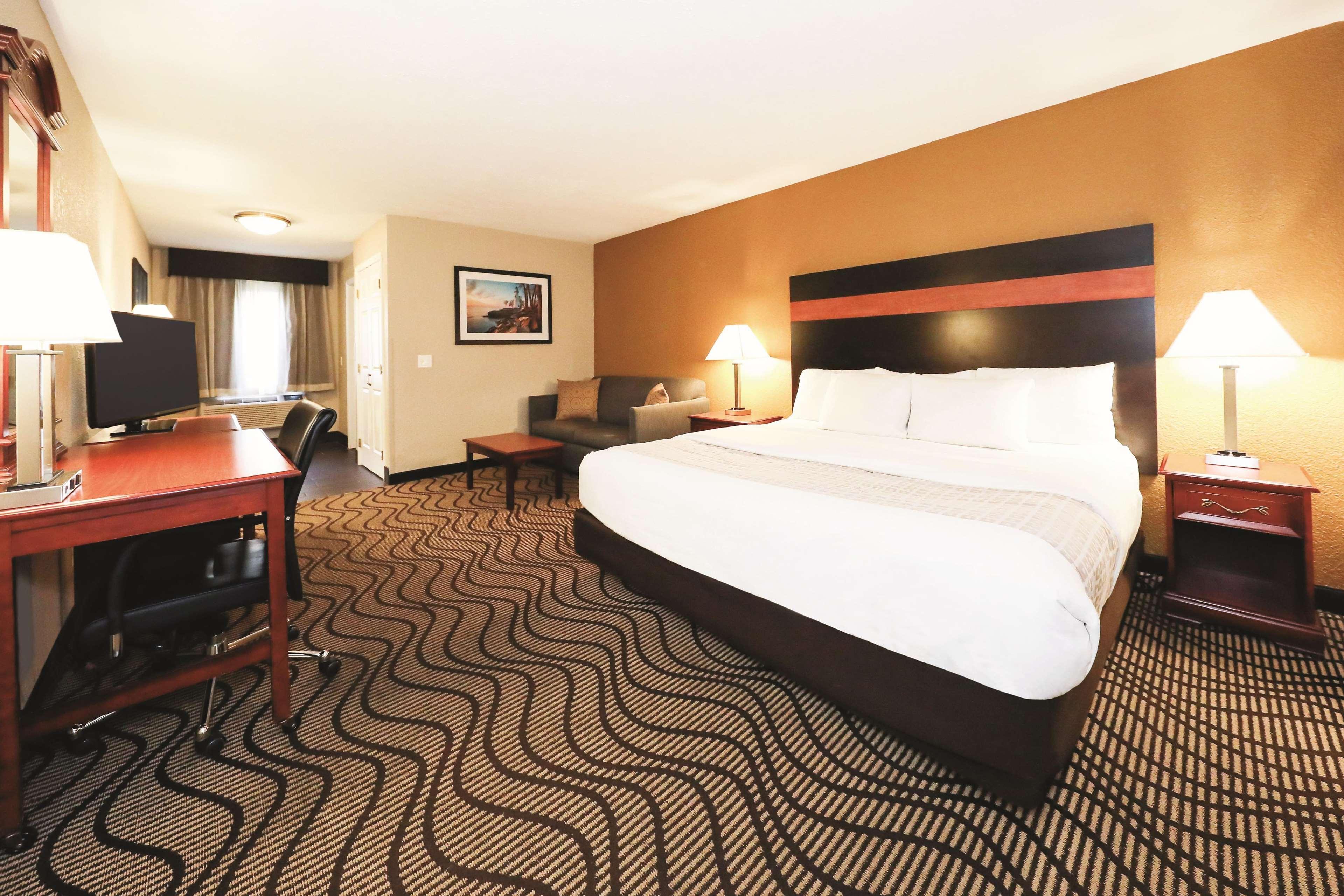 La Quinta Inn By Wyndham Sandusky Near Cedar Point Extérieur photo
