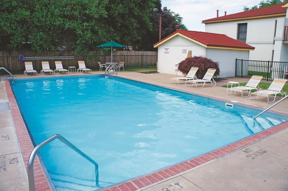 La Quinta Inn By Wyndham Sandusky Near Cedar Point Extérieur photo