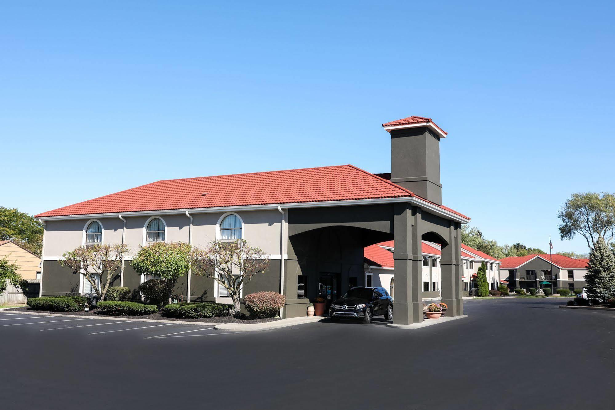 La Quinta Inn By Wyndham Sandusky Near Cedar Point Extérieur photo