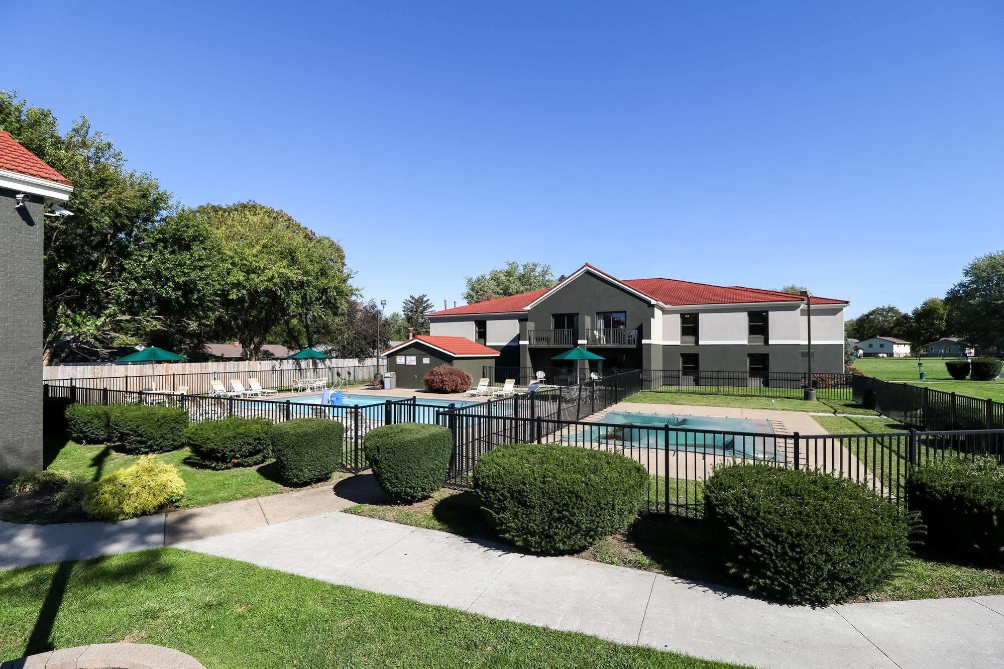 La Quinta Inn By Wyndham Sandusky Near Cedar Point Extérieur photo