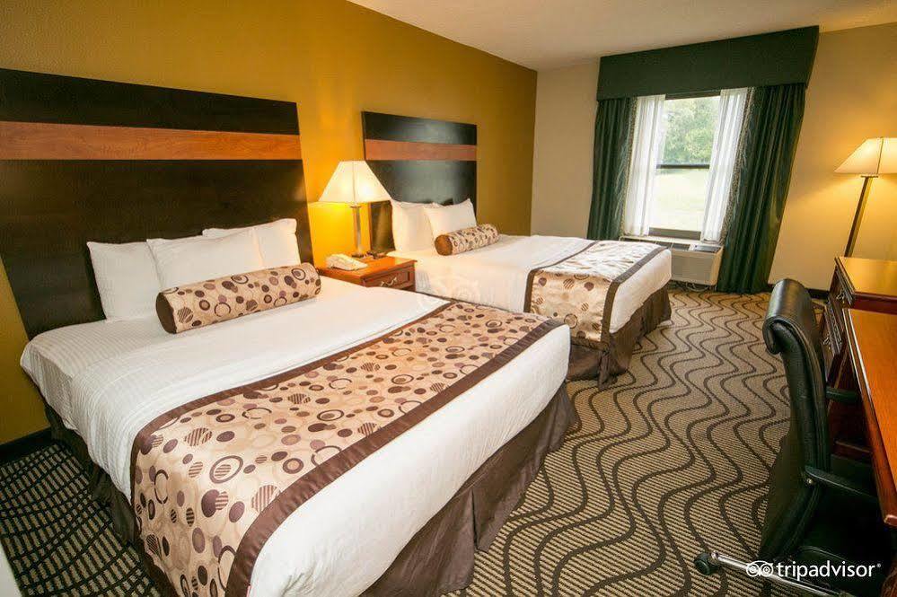 La Quinta Inn By Wyndham Sandusky Near Cedar Point Extérieur photo